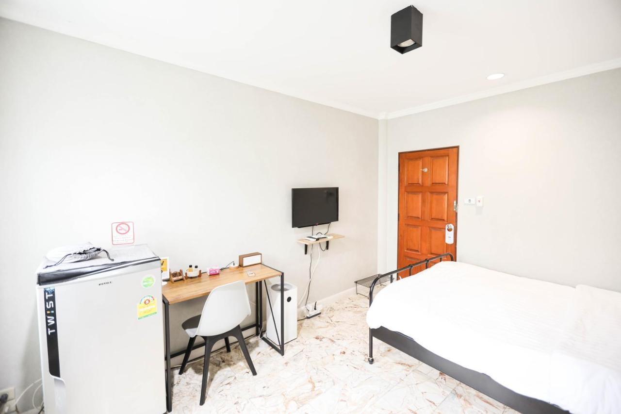 Wang Lang Hostel Банкок Екстериор снимка
