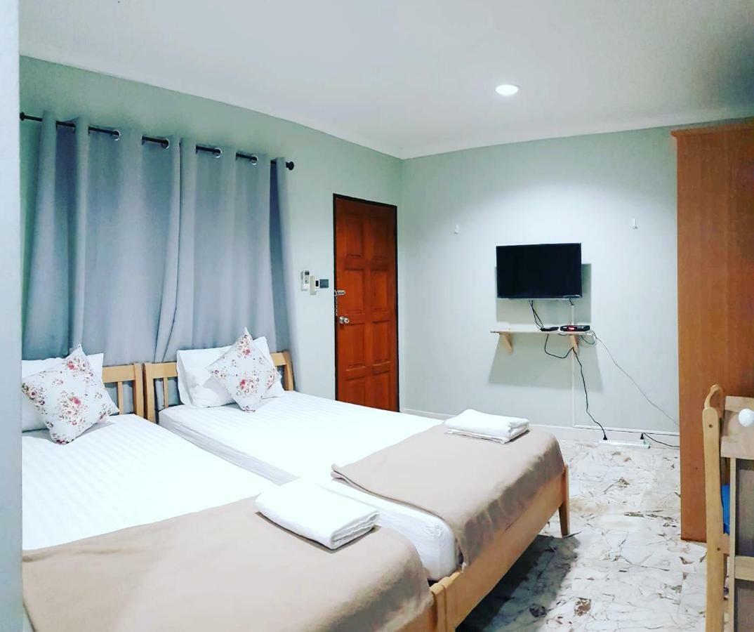 Wang Lang Hostel Банкок Екстериор снимка